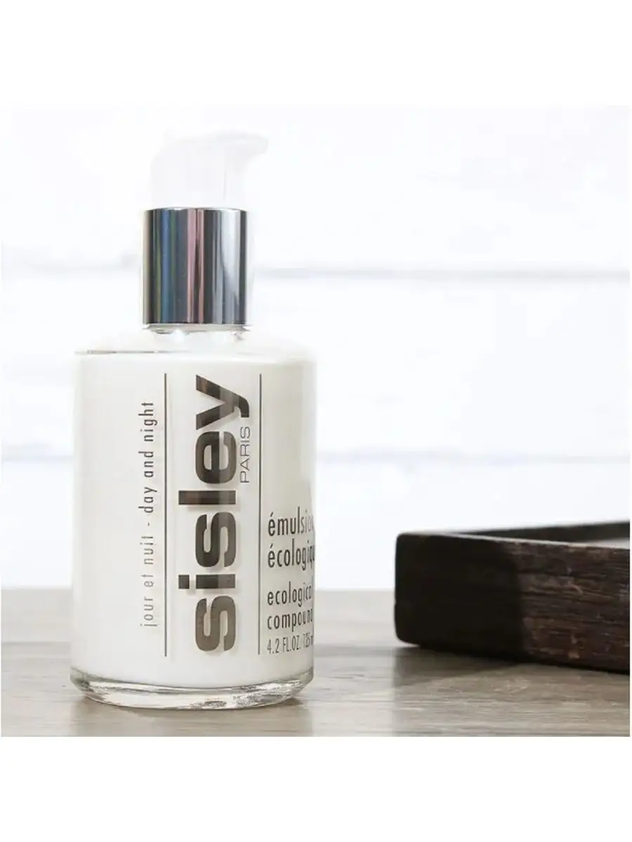 Экологическая эмульсия Sisley Emulsion Ecologique 125 ml Экологическая эмульсия Sisley Emulsion Ecologique 125 ml