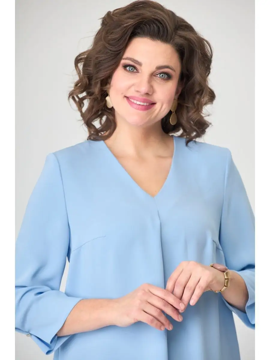 Ollsy Блузка нарядная голубая струящаяся plus size 50-58