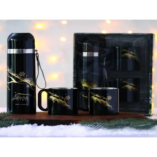Новогодний набор: термос и кружки