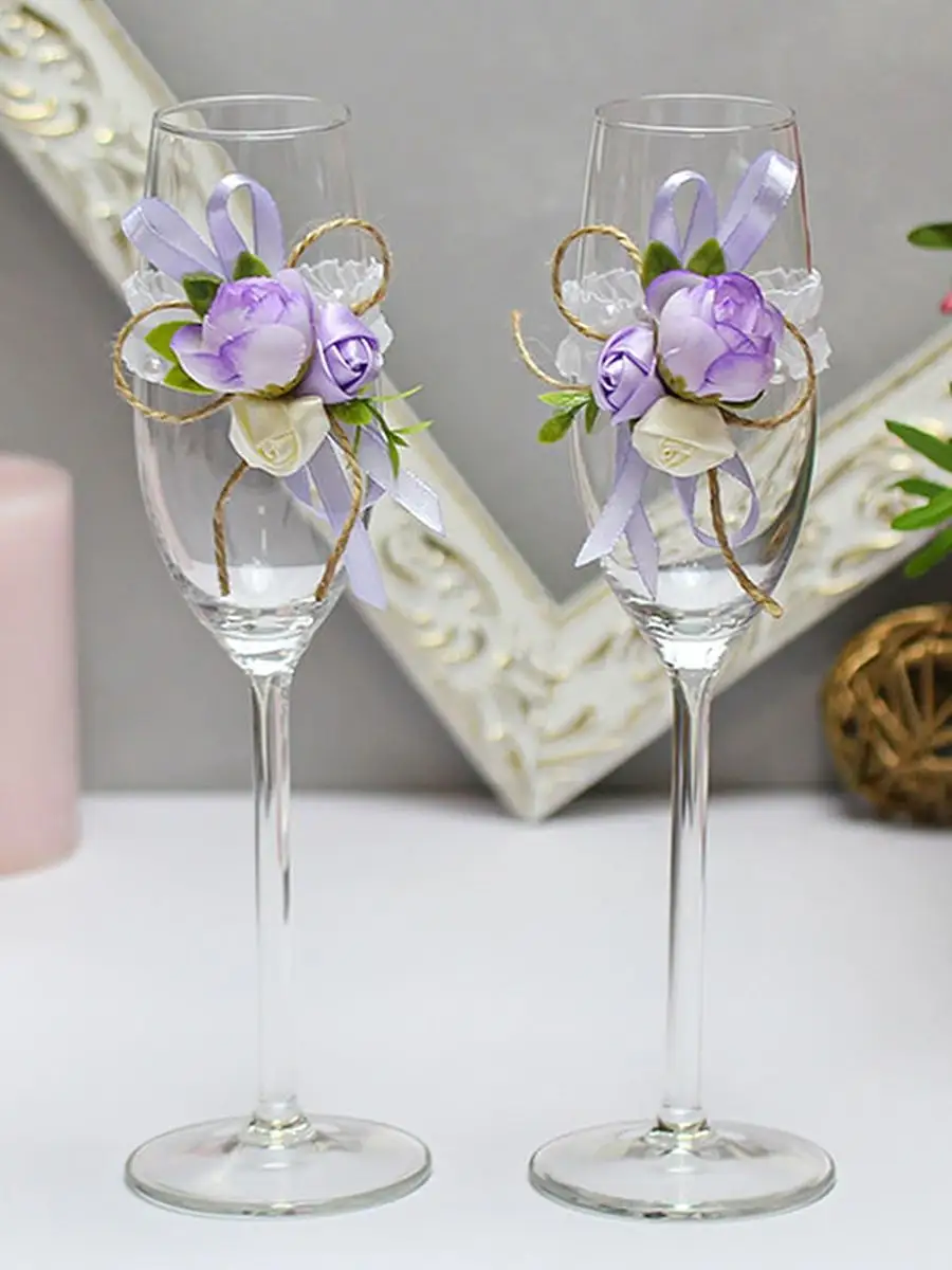 Свадебный набор в фиолетово-сиреневых тонах | Bottles decoration, Glass decor, Bottle art