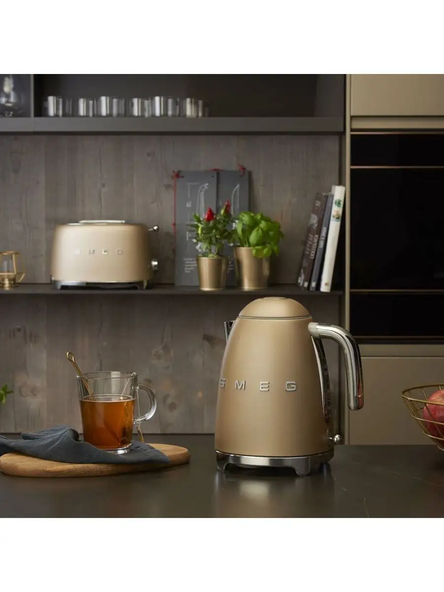 Чайник электрический Smeg SMEG 138542642 купить за 21 945 ₽ в  интернет-магазине Wildberries