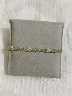 Браслет из бисера с ромашками Ami made this 138944335 купить за 459 ₽ в интернет-магазине Wildberries