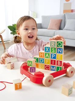 HAPE Деревянная каталка тележка с кубиками и алфавитом