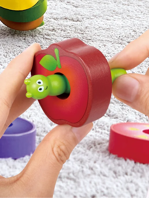 HAPE Развивающая Шнуровка деревянная для детей Веселые гусеницы, вариант, фото 8