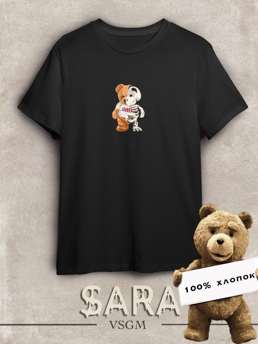 Wear bear перевод. Мишки Bearbrick картинки футболка.