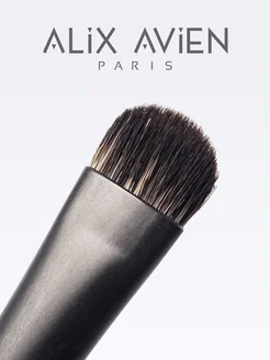 Кисть для теней Eyeshadow brush ALIX AVIEN. Цвет серый. Вид 4.