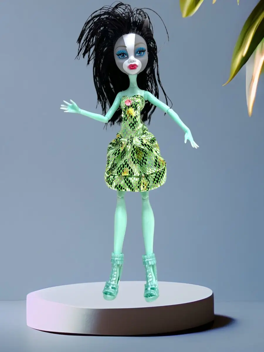Домик-книжка для кукол Monster High: как это было