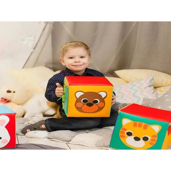 Бизикубик развивающий тактильный, по методике Монтессори