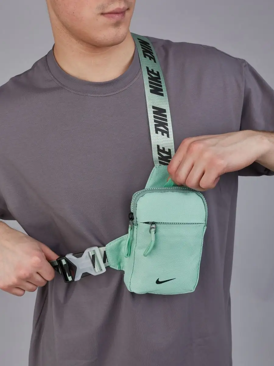 Nike giant fanny pack best sale