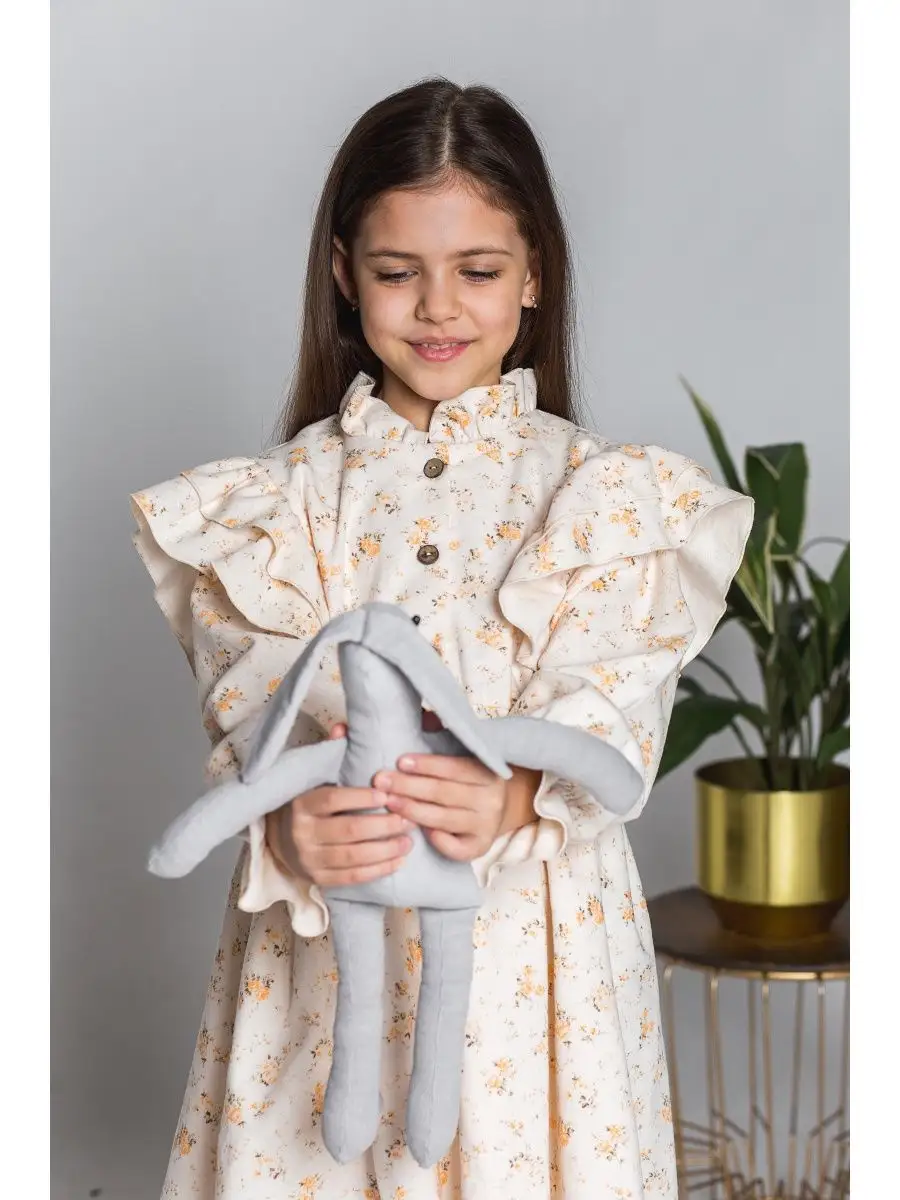 Нарядное платье для девочек из фатина: советы по выбору и шитью