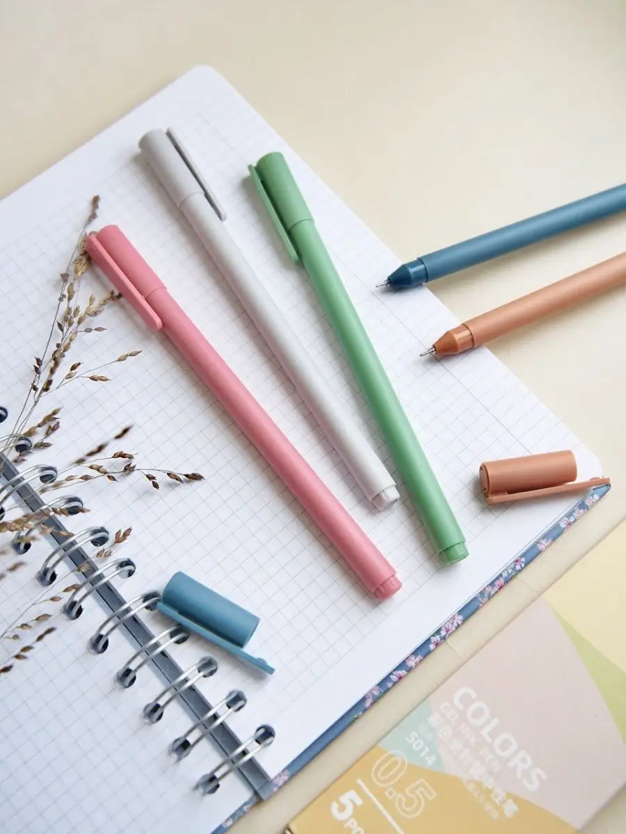 Шариковые или гелевые — какие купить ручки для школьников и студентов?