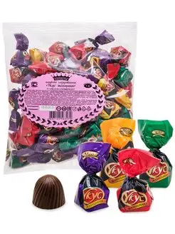 Yigit qizning tepasida turganda uning ichiga kirayotganini onlayn tomosha qiling Kichkina qiz katta xorozdan qichqiradi