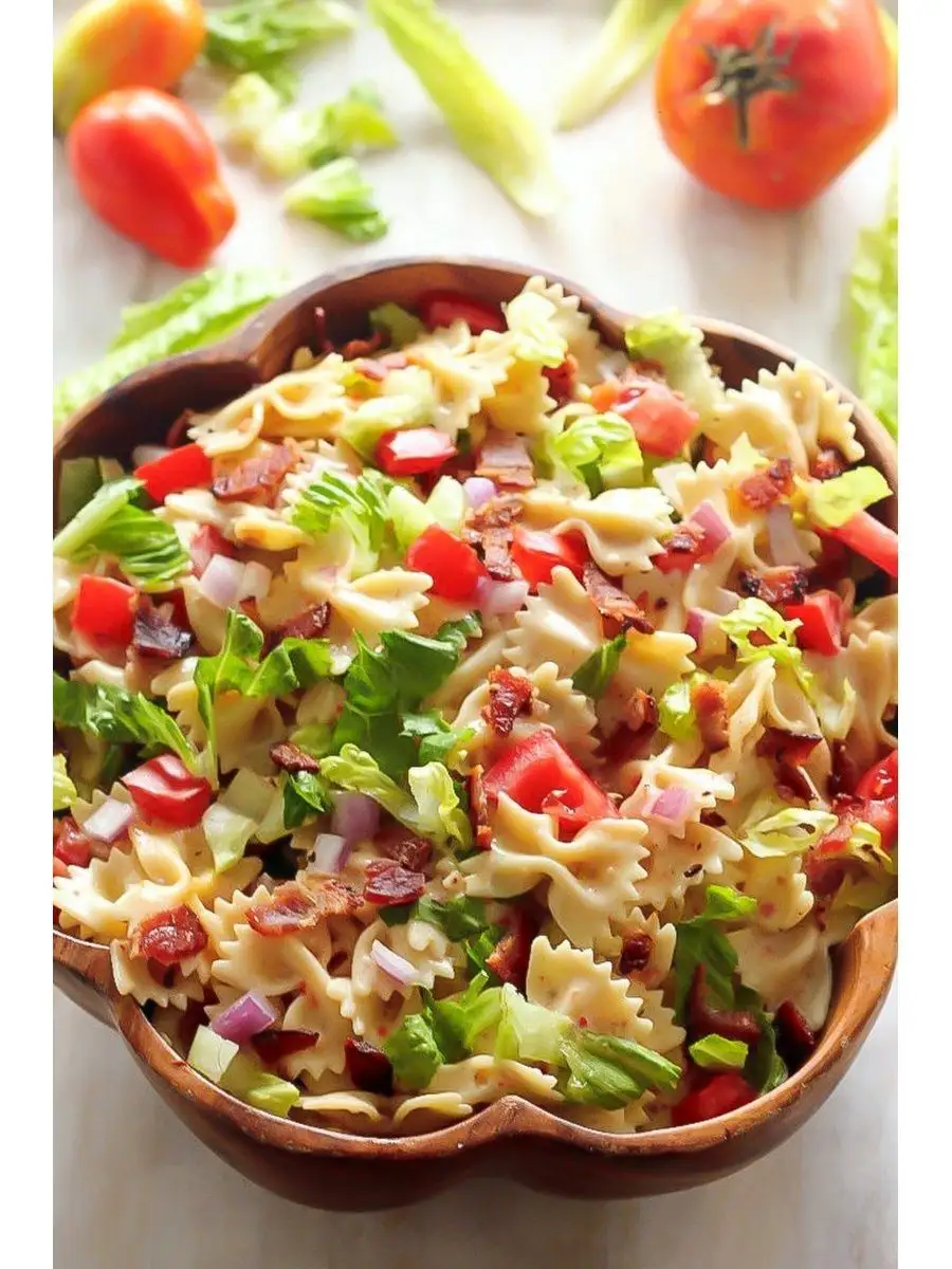 «Итальянский салат с макаронами Farfalle (бантиками)🎀 за 5 минут». Вкусно😋