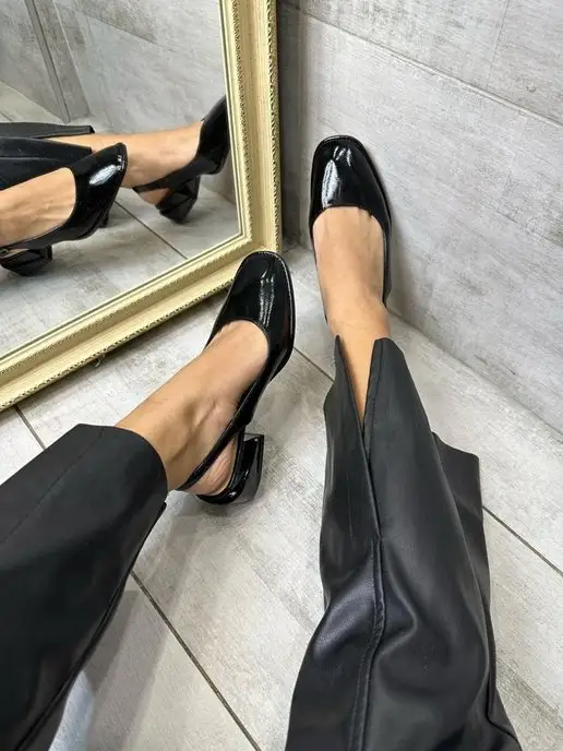 Лакированные, лаковые туфли женские