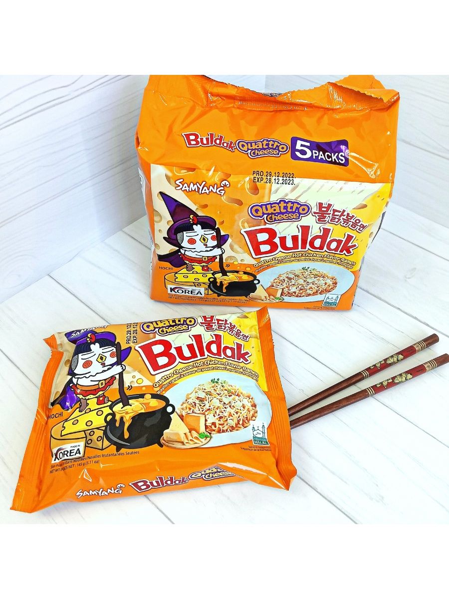 Buldak quattro cheese. Samyang лапша Buldak Cheese quattro. Лапша Самянг "hot Chicken flavor Ramen quattro Cheese" 145 гр м/у. Samyang Buldak 4 сыра quattro cheess ho Chicken. Лапша Самянг "hot Chicken flavor Ramen quattro Cheese" 145 гр м/у рецепт.