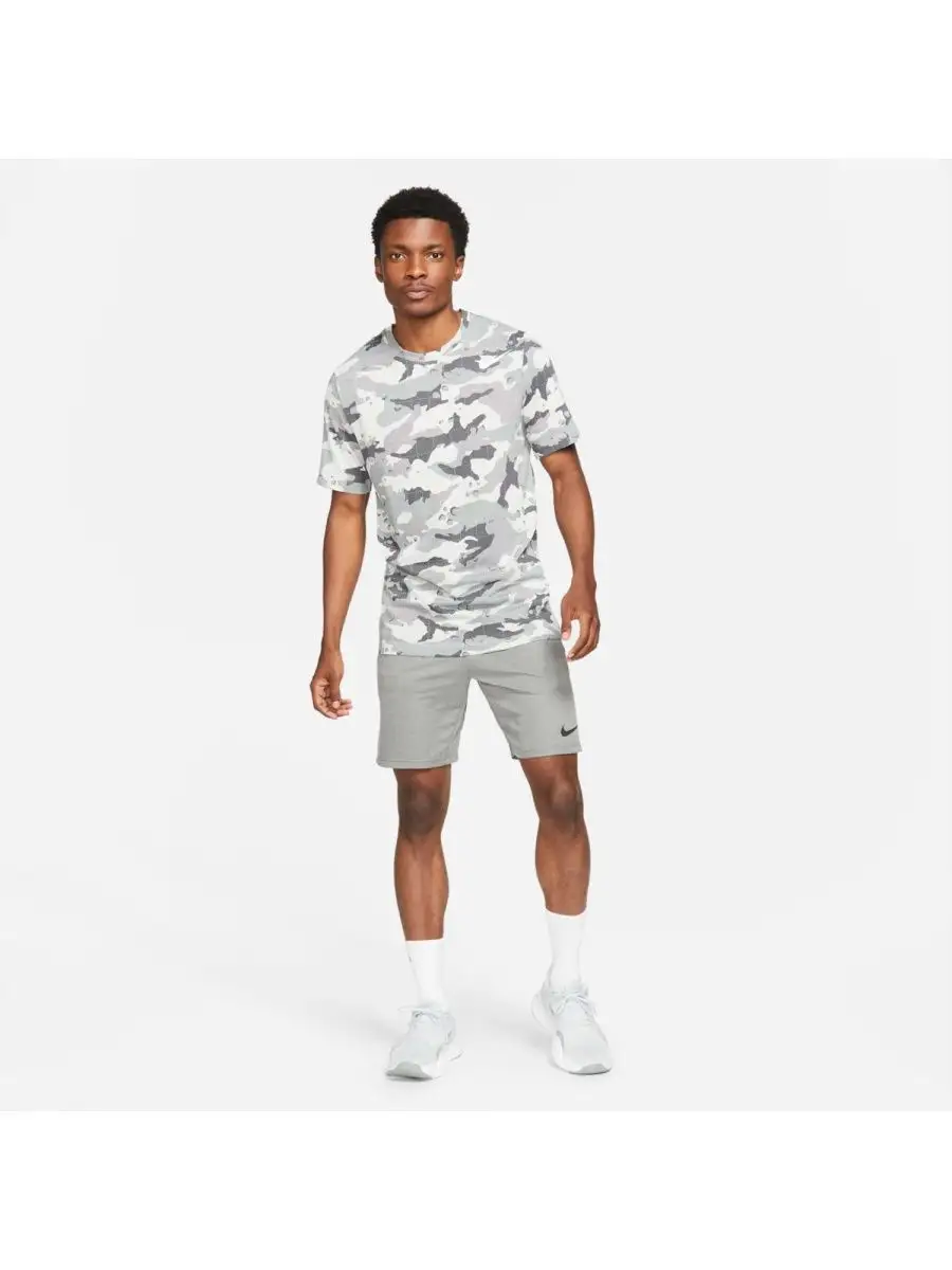 Nike camo outlet dri fit shirt