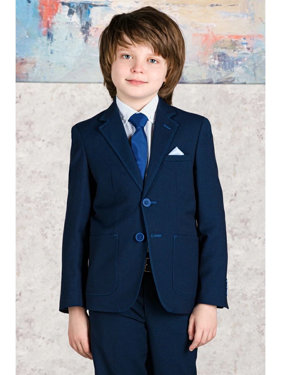 Стильный костюм для мальчика в школу